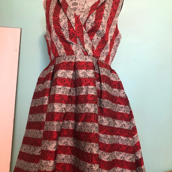 Queen Nana Dresses & Skirts - Party dress